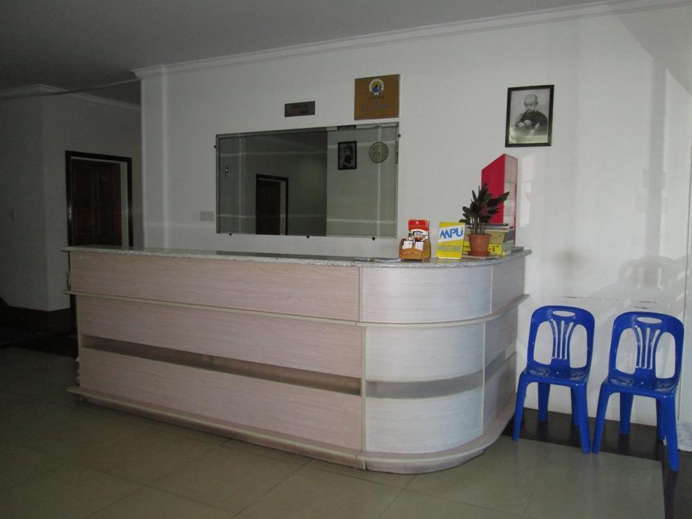 Royal Crown Hotel Yangon Ngoại thất bức ảnh