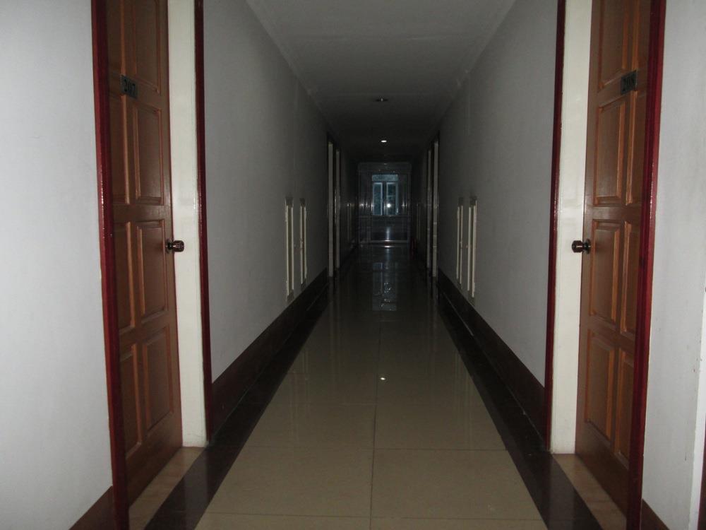 Royal Crown Hotel Yangon Ngoại thất bức ảnh